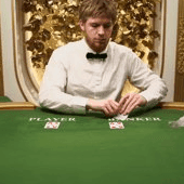 Salon Privé Baccarat A game screenshot